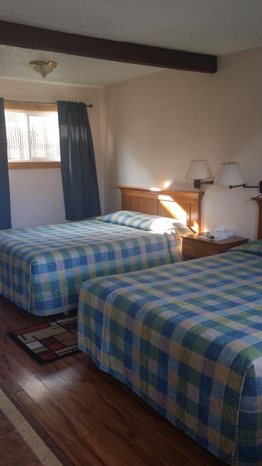 Terrace Motel Coos Bay Esterno foto