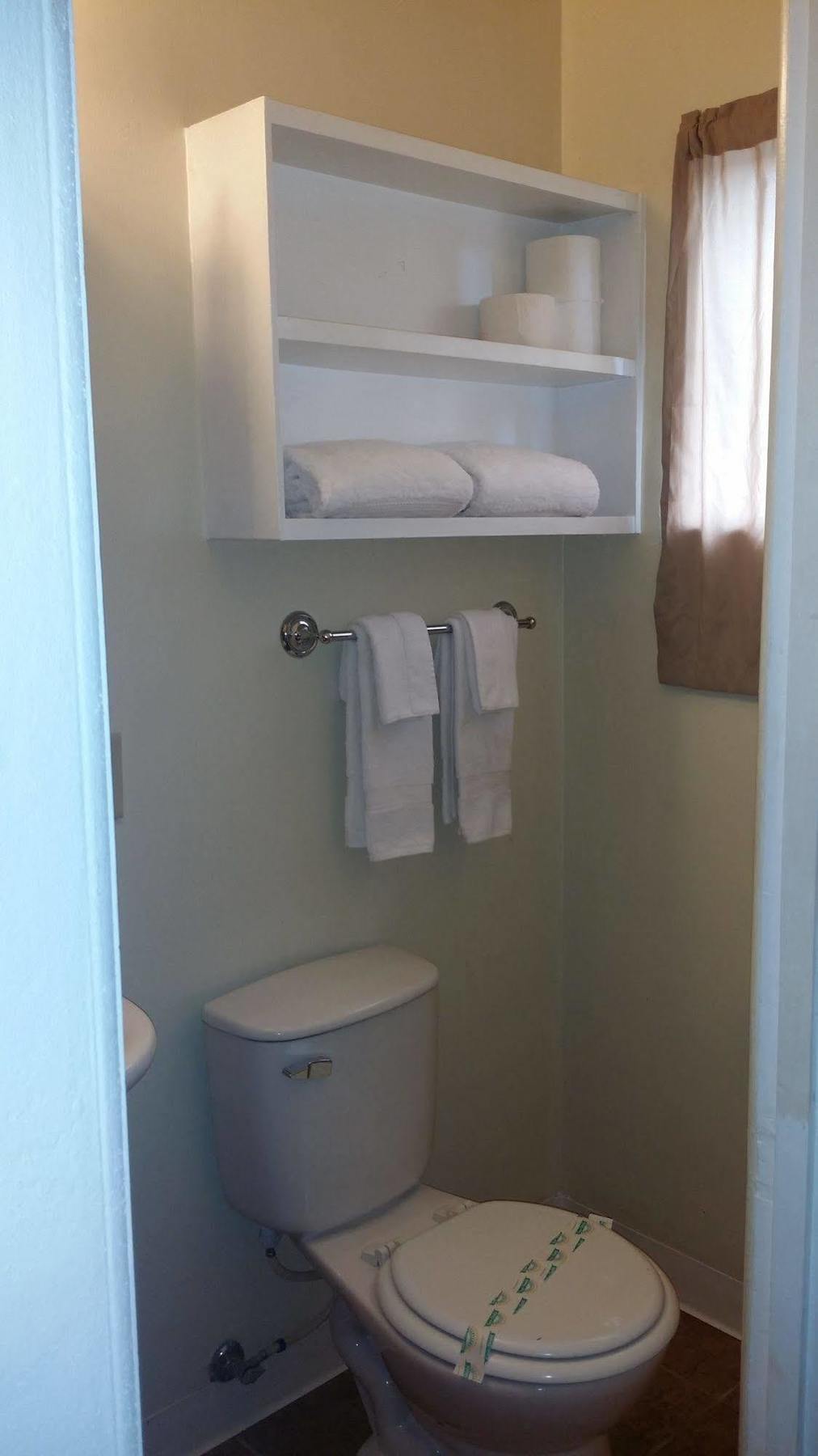 Terrace Motel Coos Bay Esterno foto